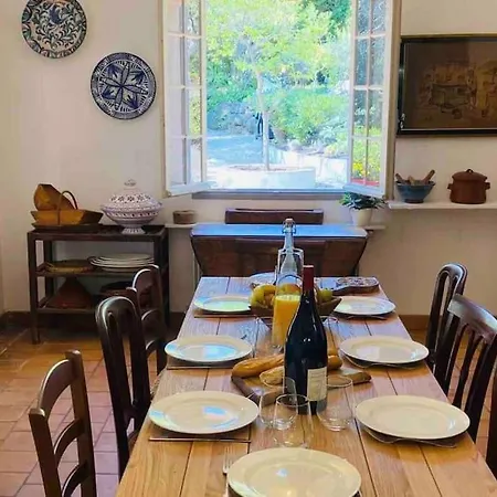 Provencale Atypique A 5 M A Pied De La Dom wakacyjny *