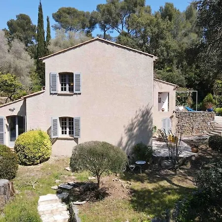 別荘 Provencale Atypique A 5 M A Pied De La