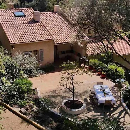 Provencale Atypique A 5 M A Pied De La Holiday home Saint-Raphael (Var)