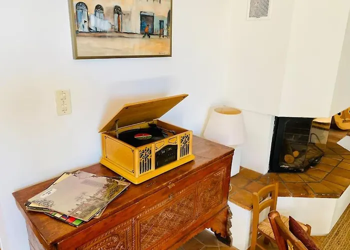 度假居 Provencale Atypique A 5 M A Pied De La